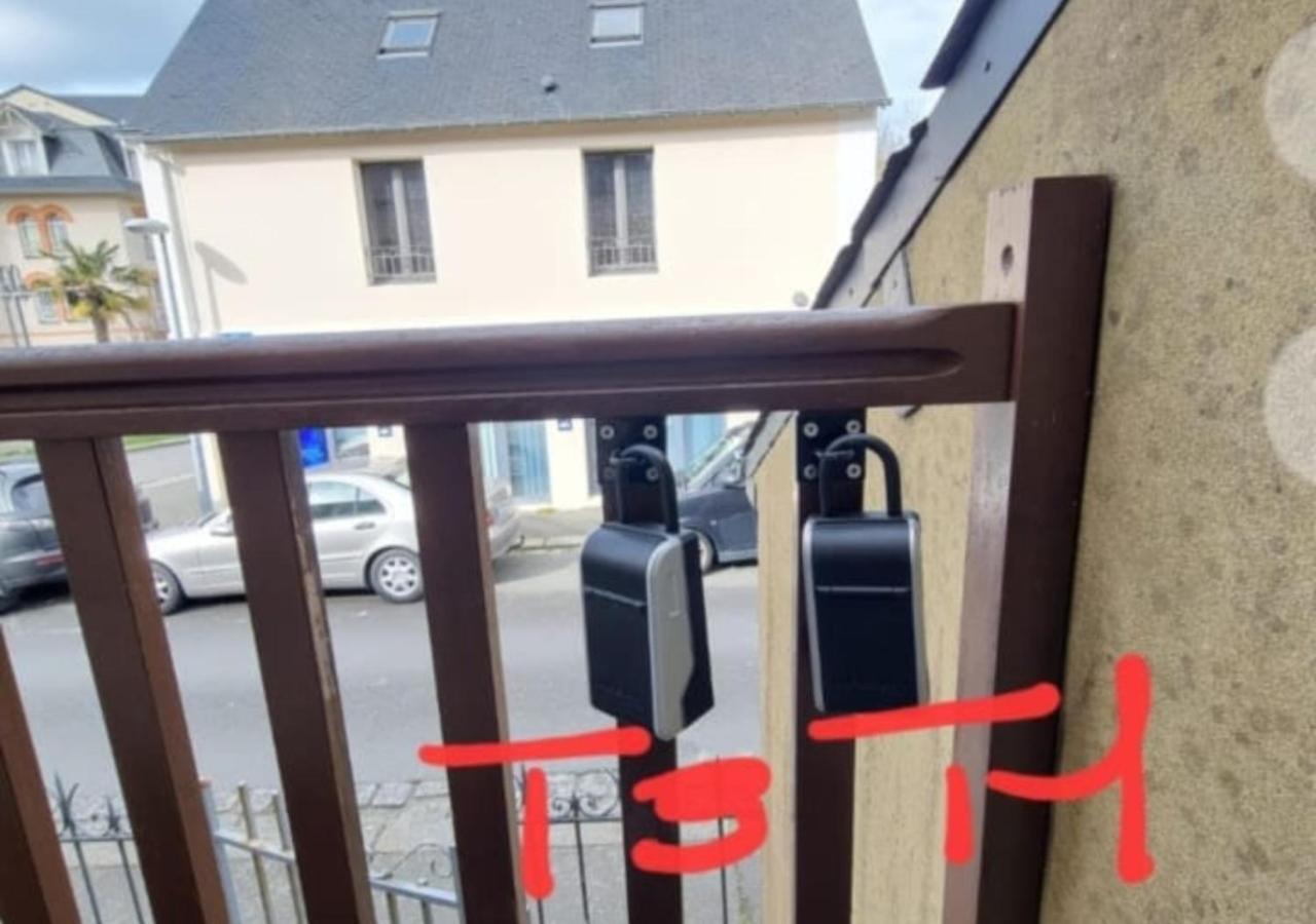 Le Mistral Du Centre Ville ,Chaleureux A 2 Min De La Plage Dinard Zewnętrze zdjęcie
